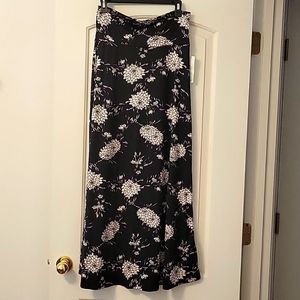 Loveappella Maxi Skirt